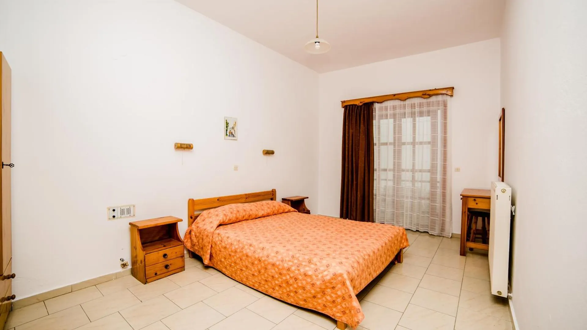 ** Apart Otel Erato Hotel Apartments Resmo Yunanistan