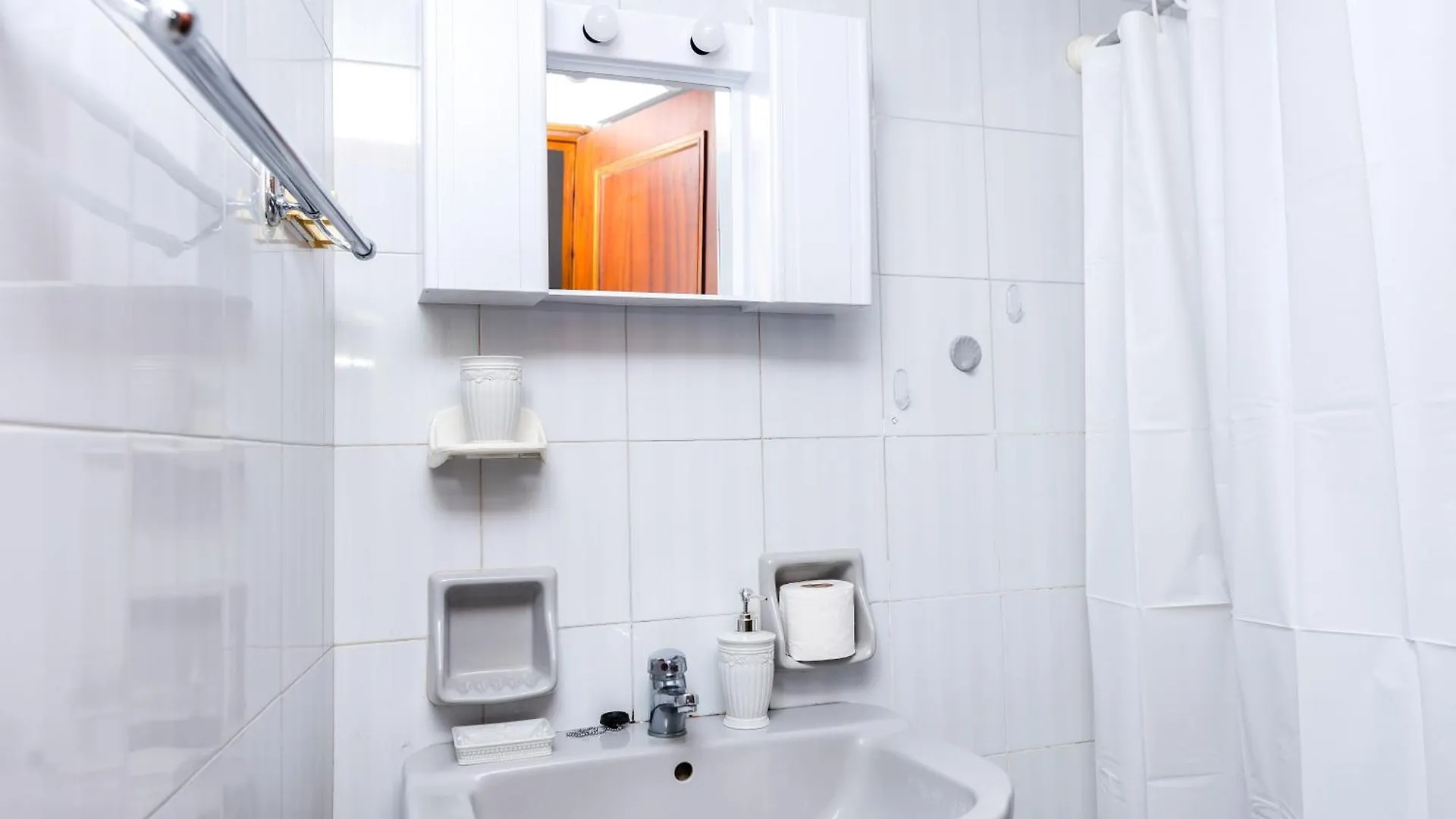 Erato Hotel Apartments Resmo Apart Otel