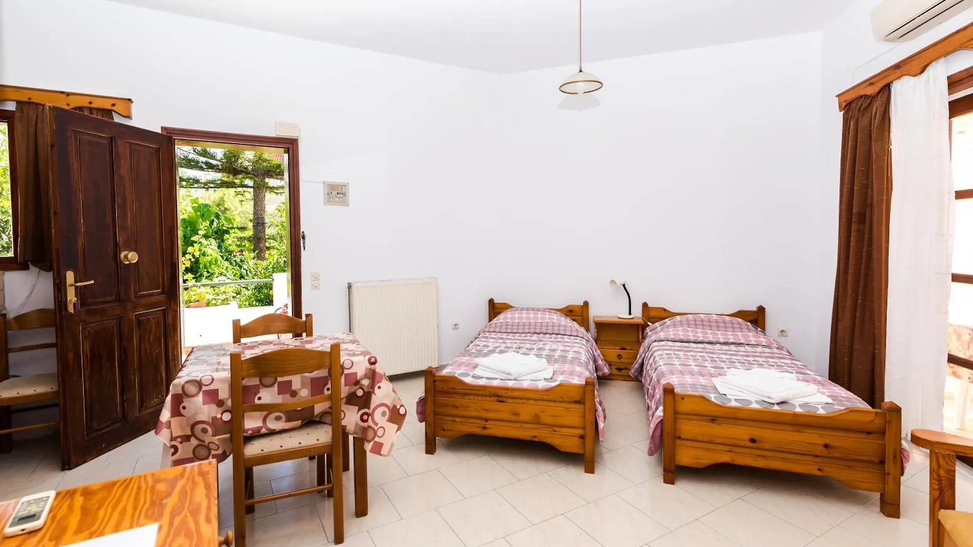 Erato Hotel Apartments Resmo Yunanistan