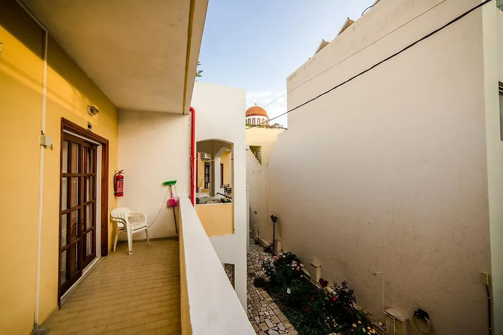 Erato Hotel Apartments Resmo Yunanistan