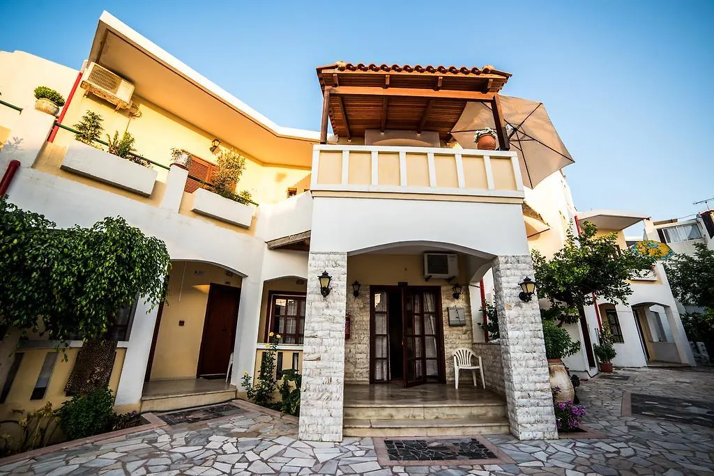 Erato Hotel Apartments Resmo
